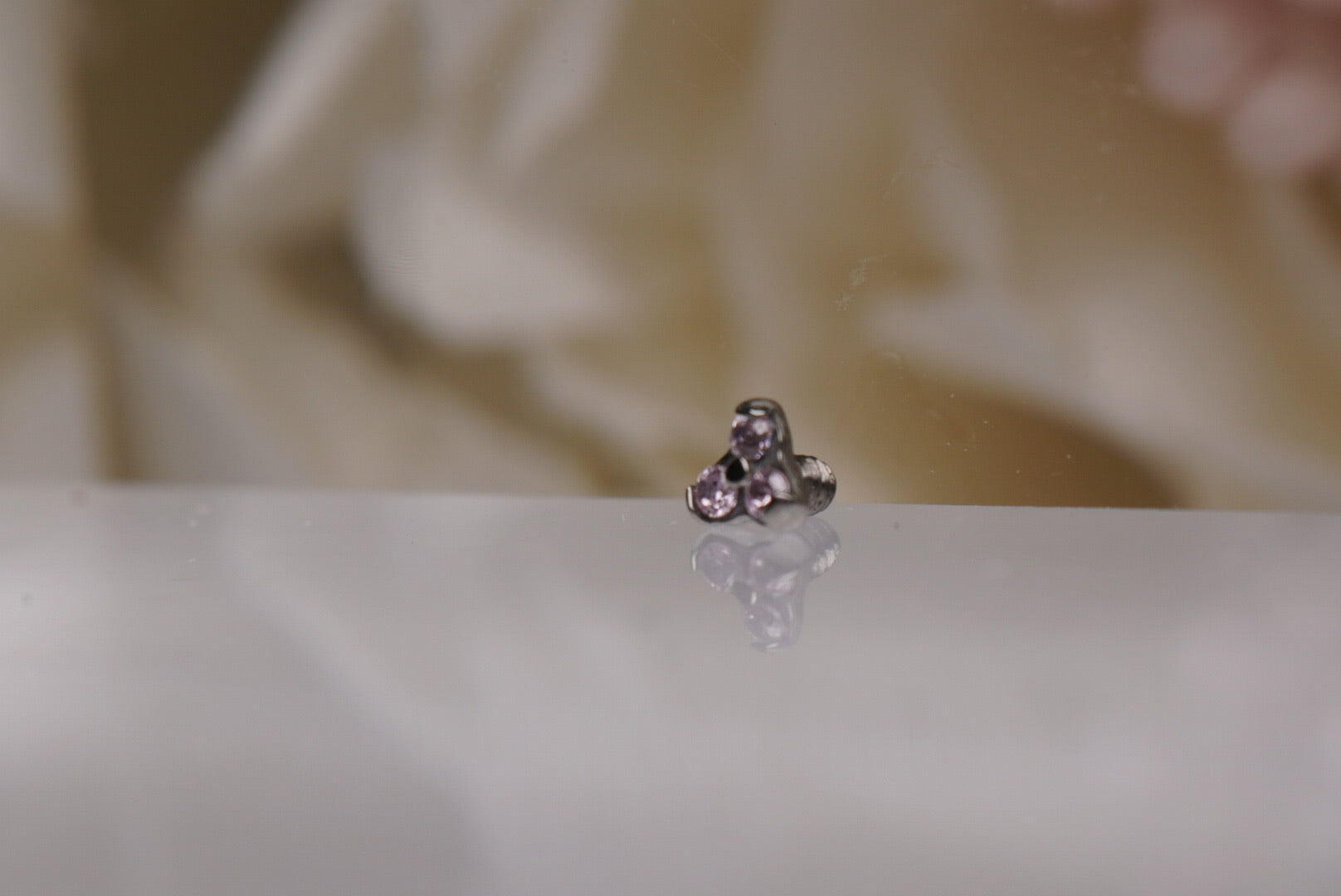 Trinity- 2.5mm (Light Pink)-12/14g