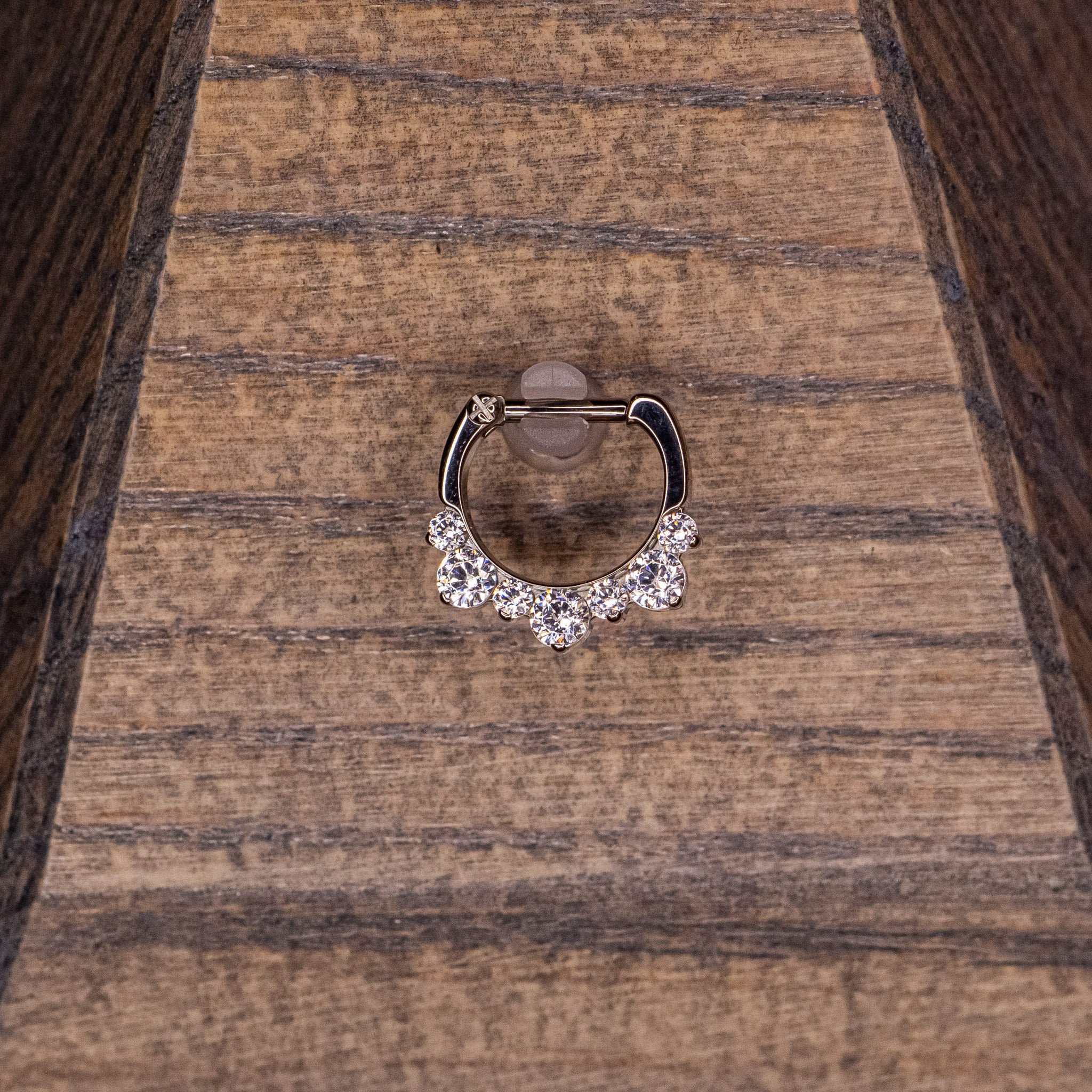 7 Gem White Crystals Clicker in 16g 3/8"
