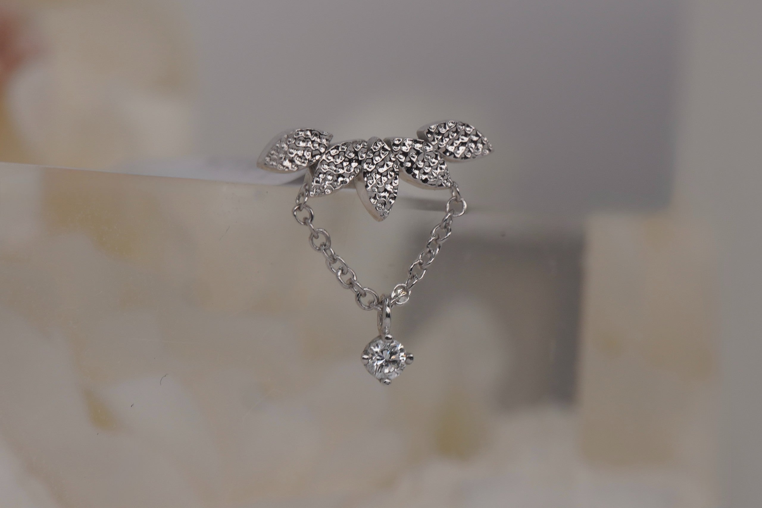 Hammered Carry On - Genuine Diamond