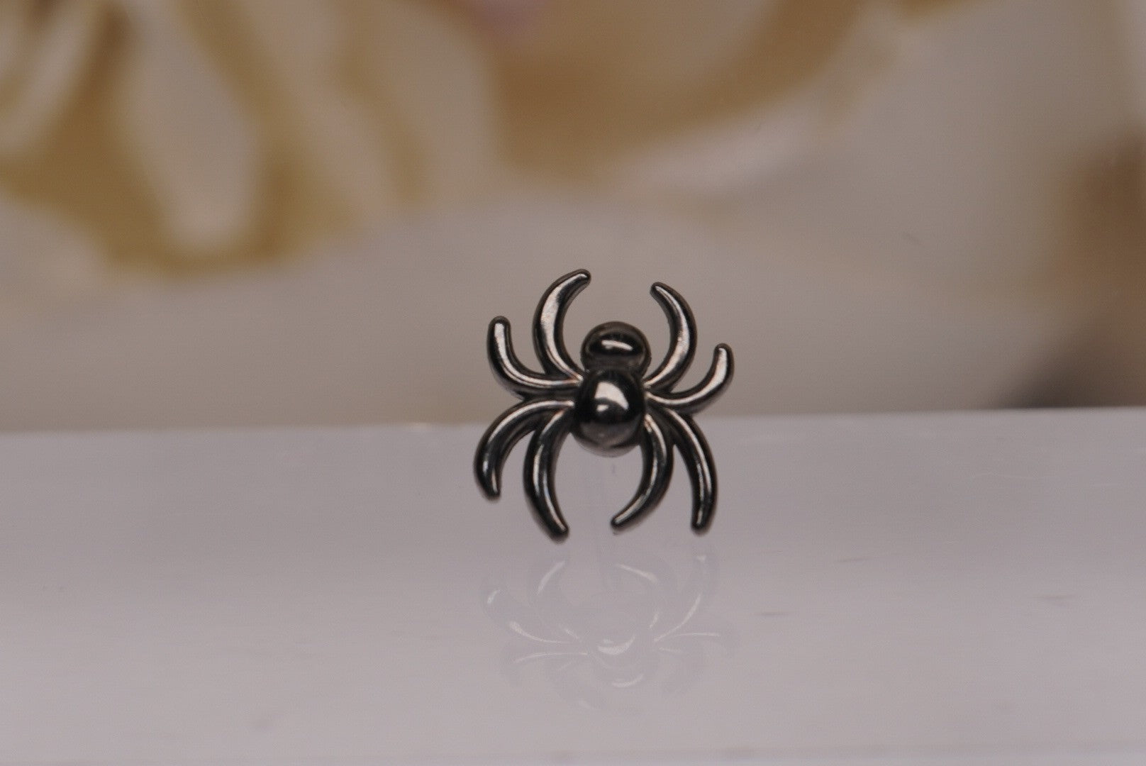 Spider in Gold