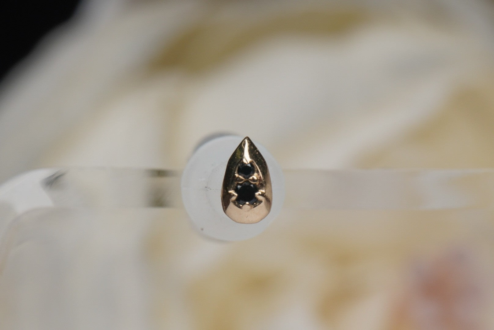 Hydro Gem with Black Diamonds
