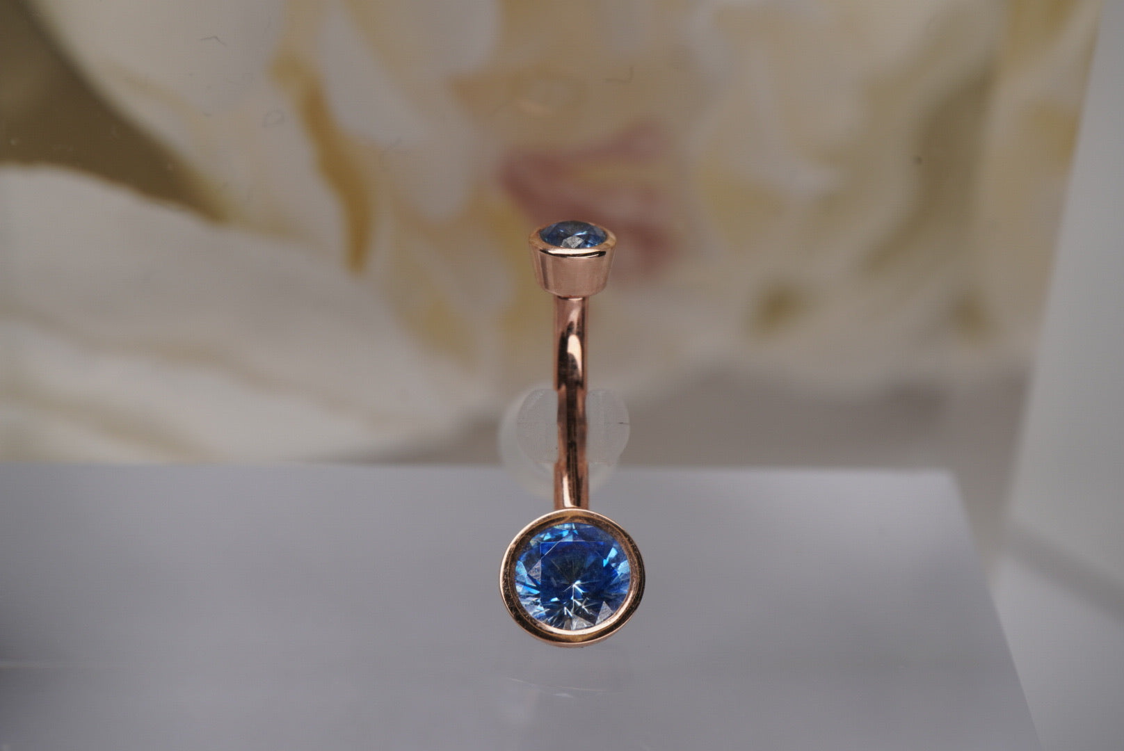 Arctic Blue Crystal in Rose Gold Navel