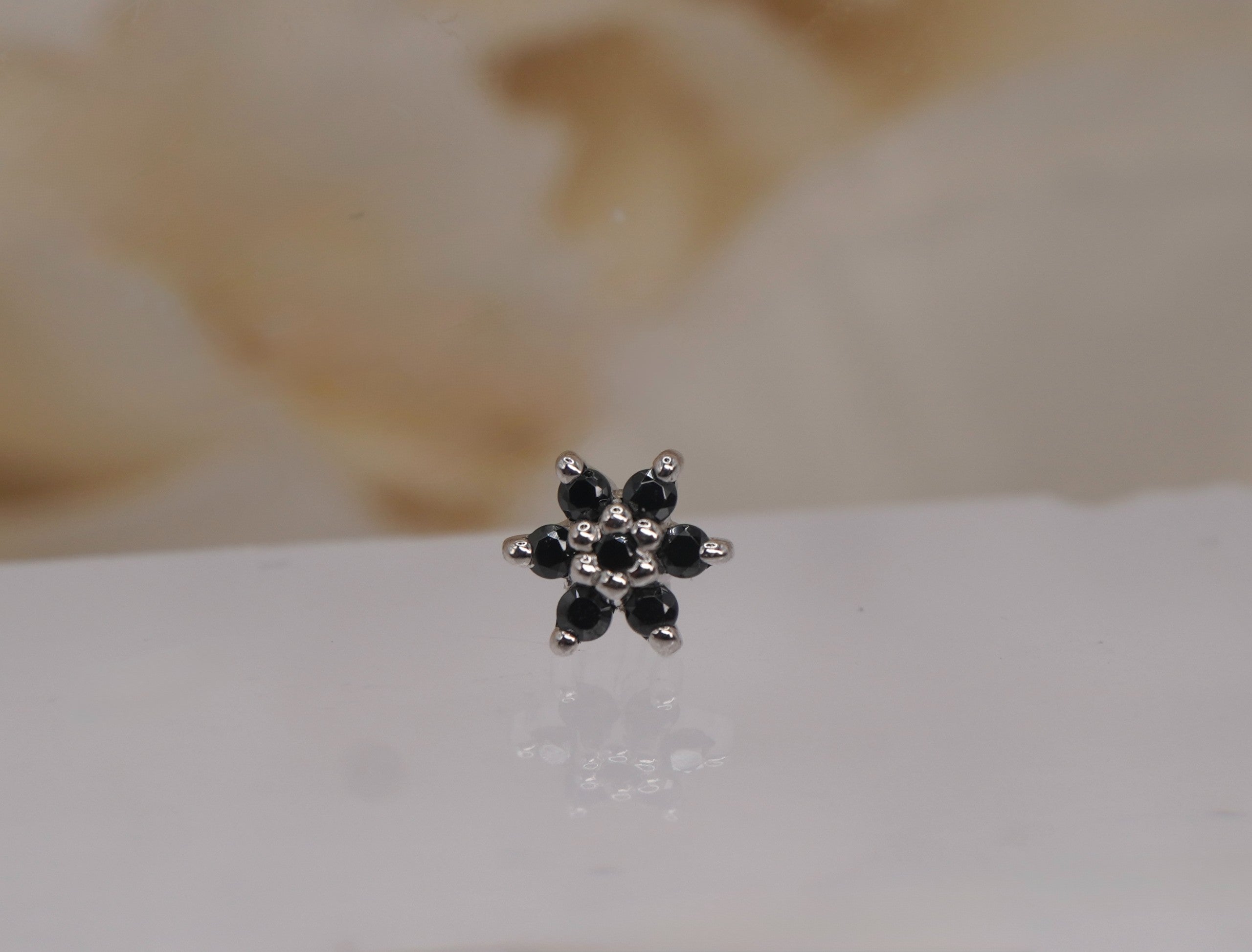 Flower 2 - Black