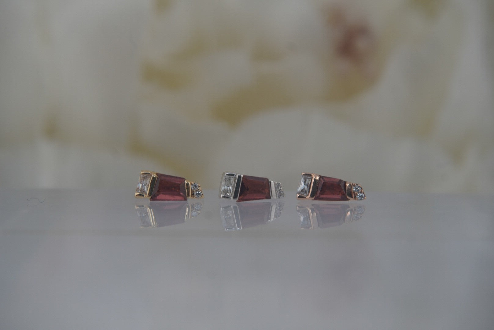 Saboteur with Garnet