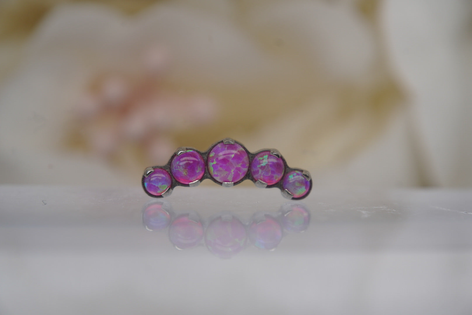 Prium (Magenta Opal)