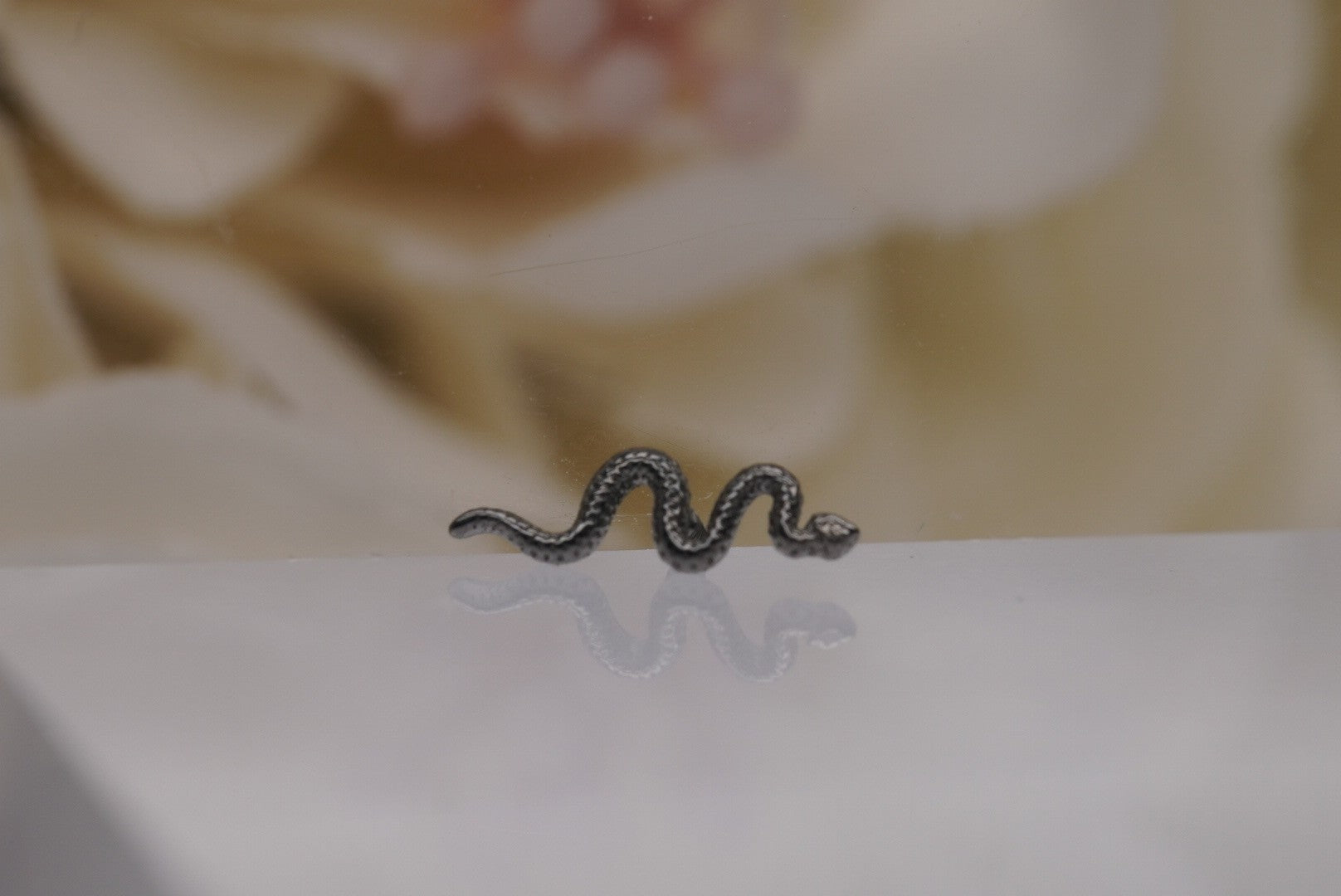 Snake in Gold- 16g
