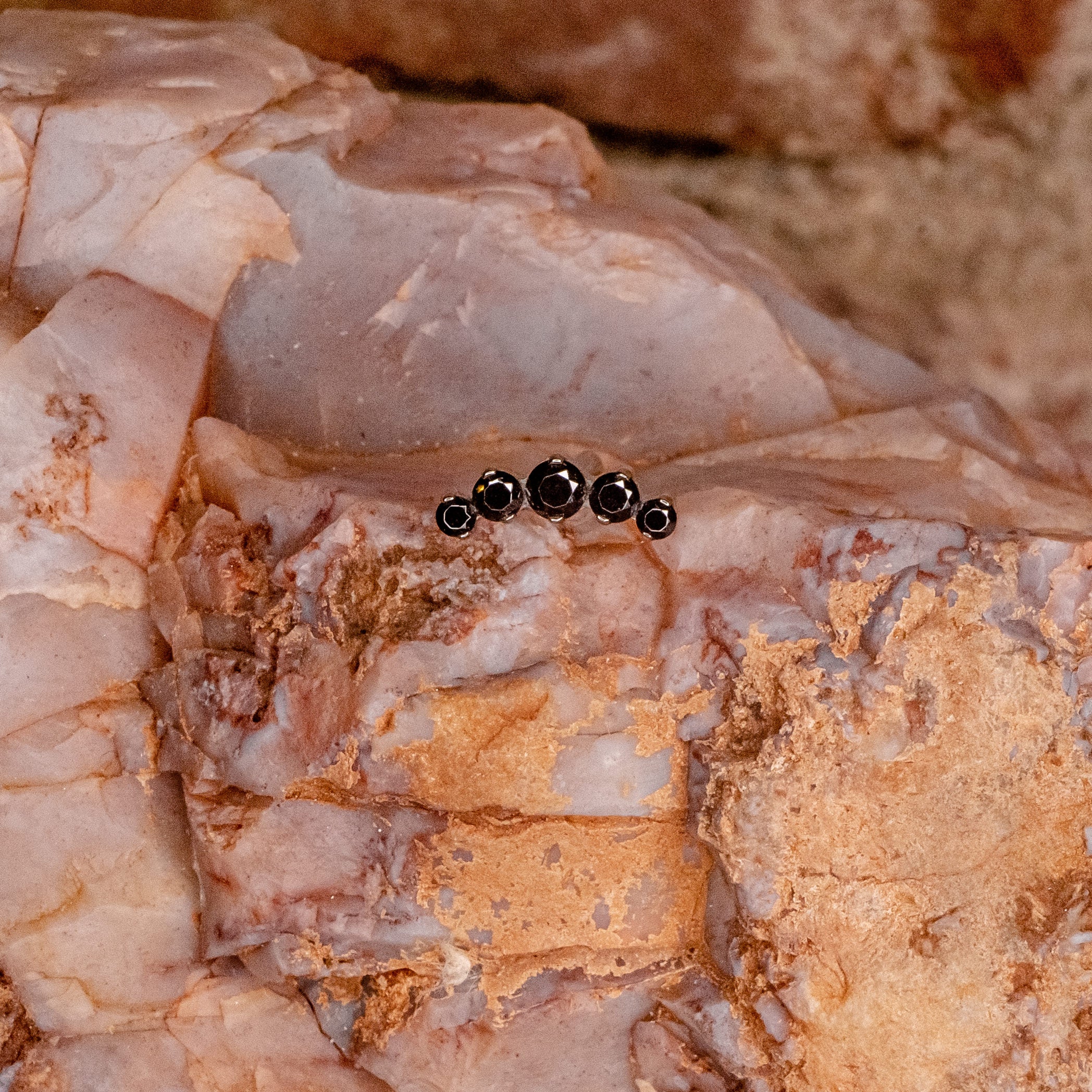 Black Crystal Prium- Prong - 12/14g