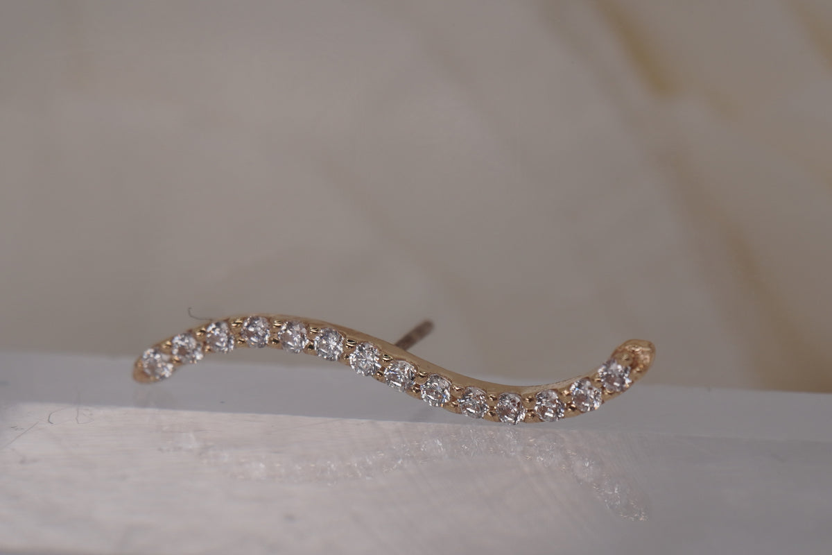 14k yellow gold “Path” threadless end, white crystals norvoch