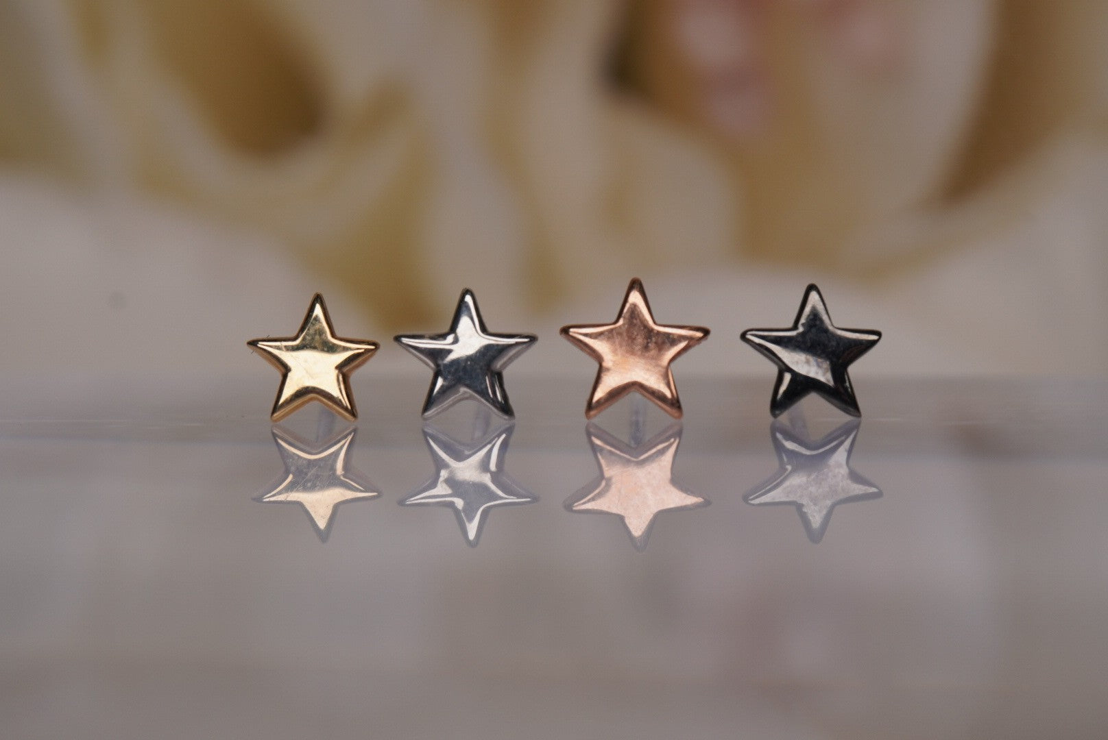 Star in Gold- Threadless