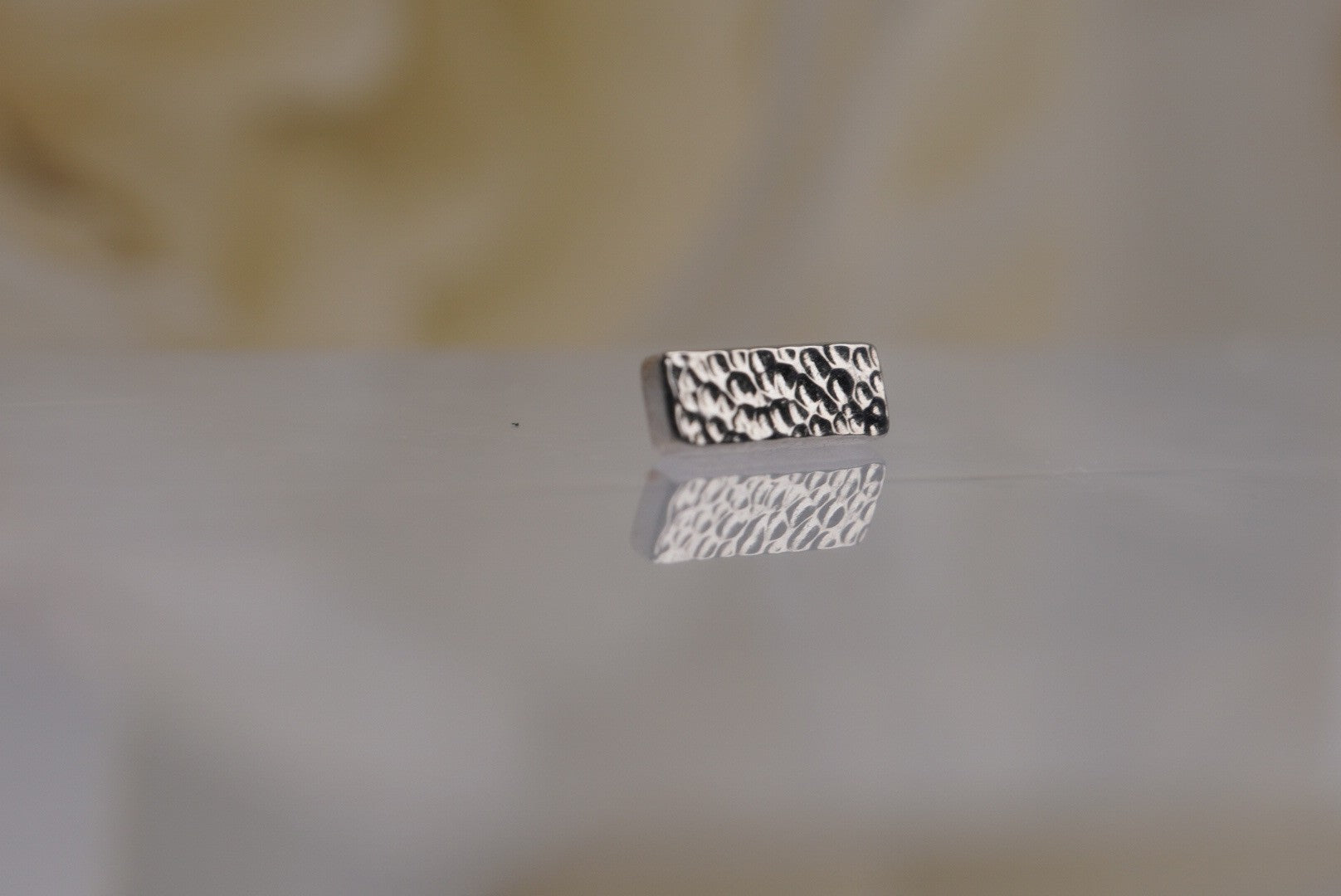 Hammered Rectangle-8mm
