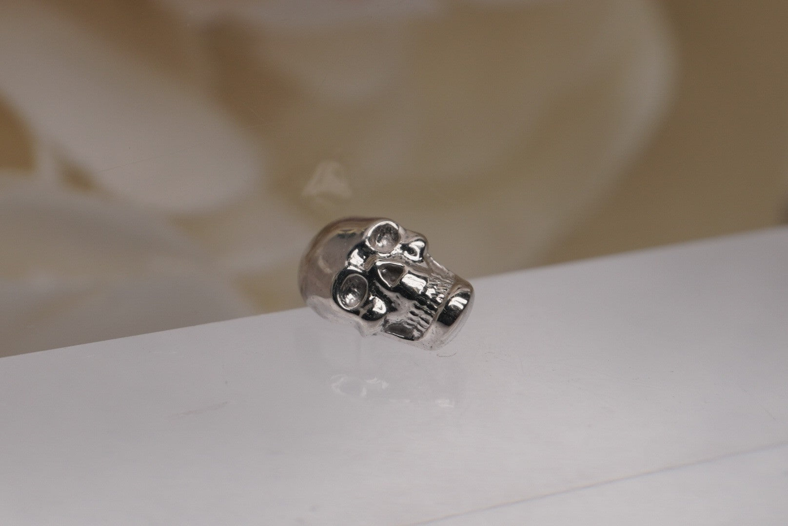 Flat Back Skull-7mm