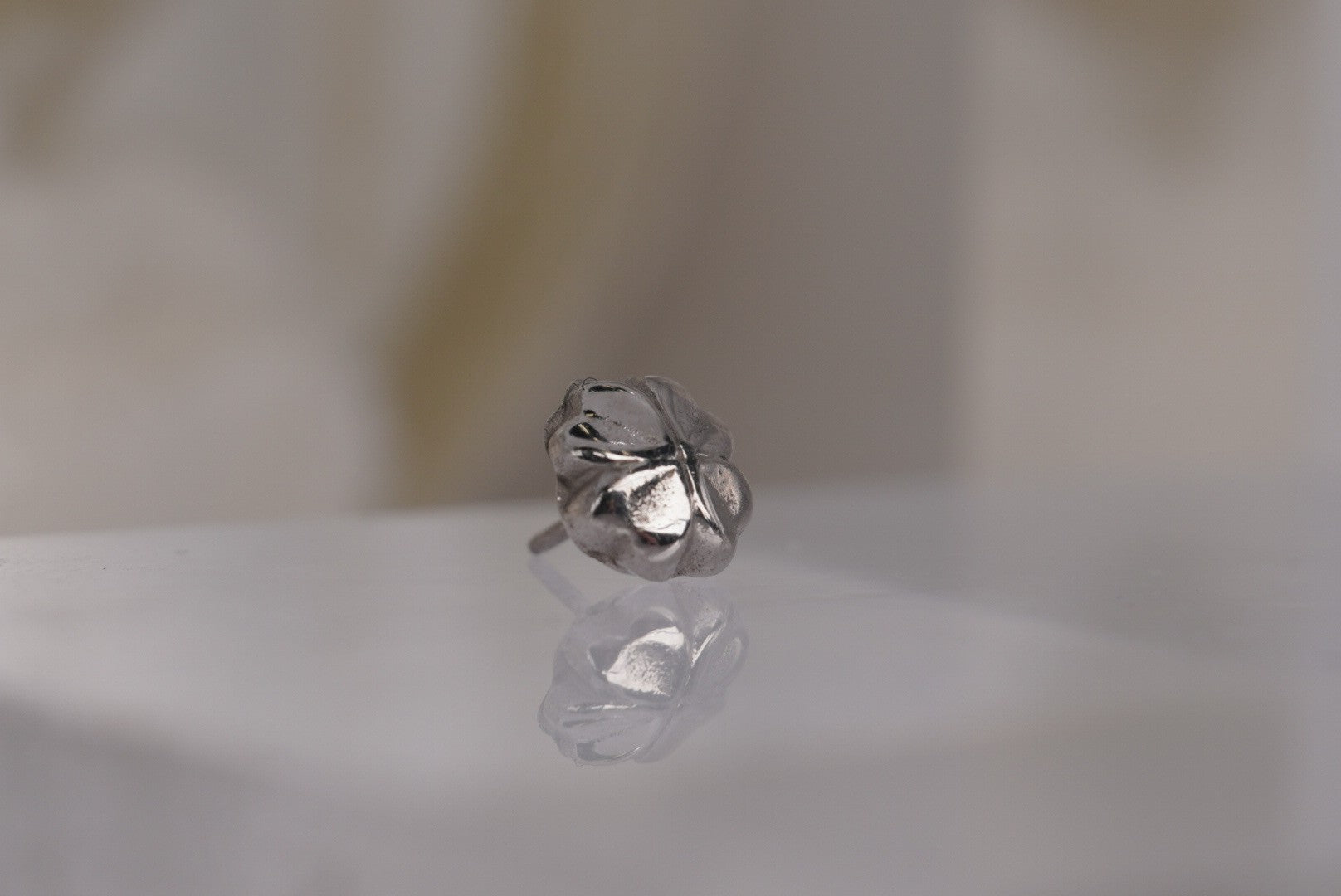 5mm Threadless End in Gold