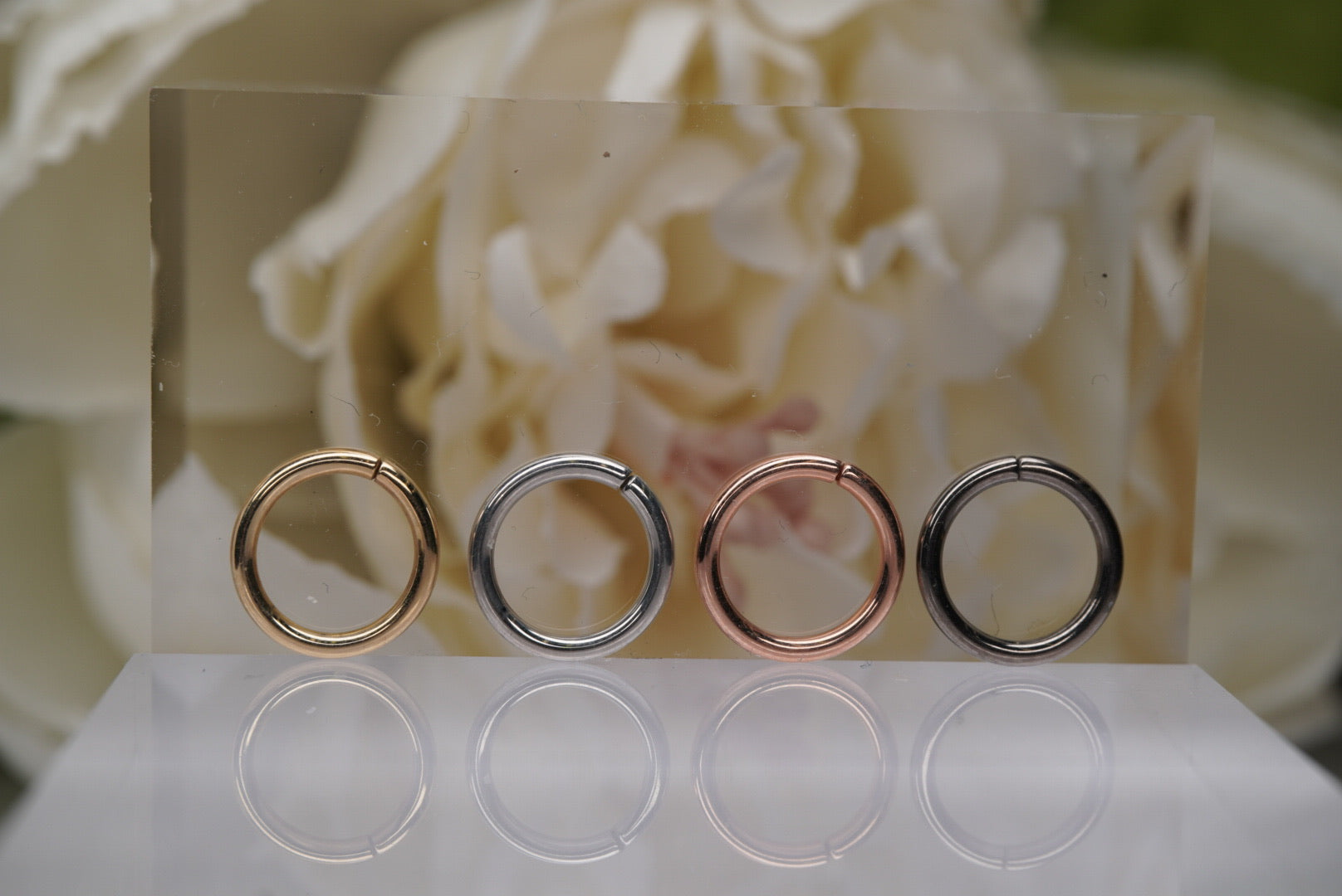 20g Seamless Ring in Gold