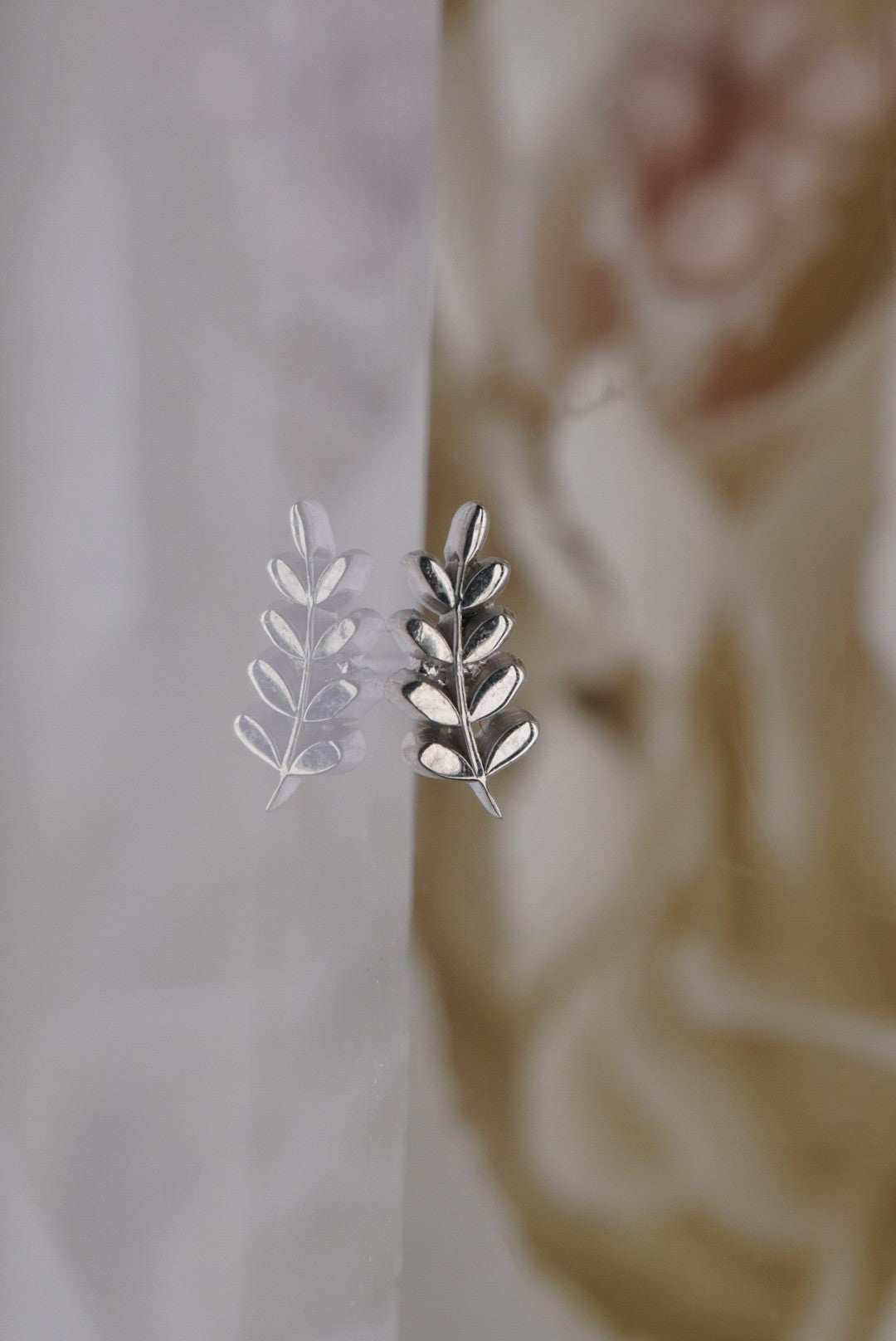 Grow- Right Facing