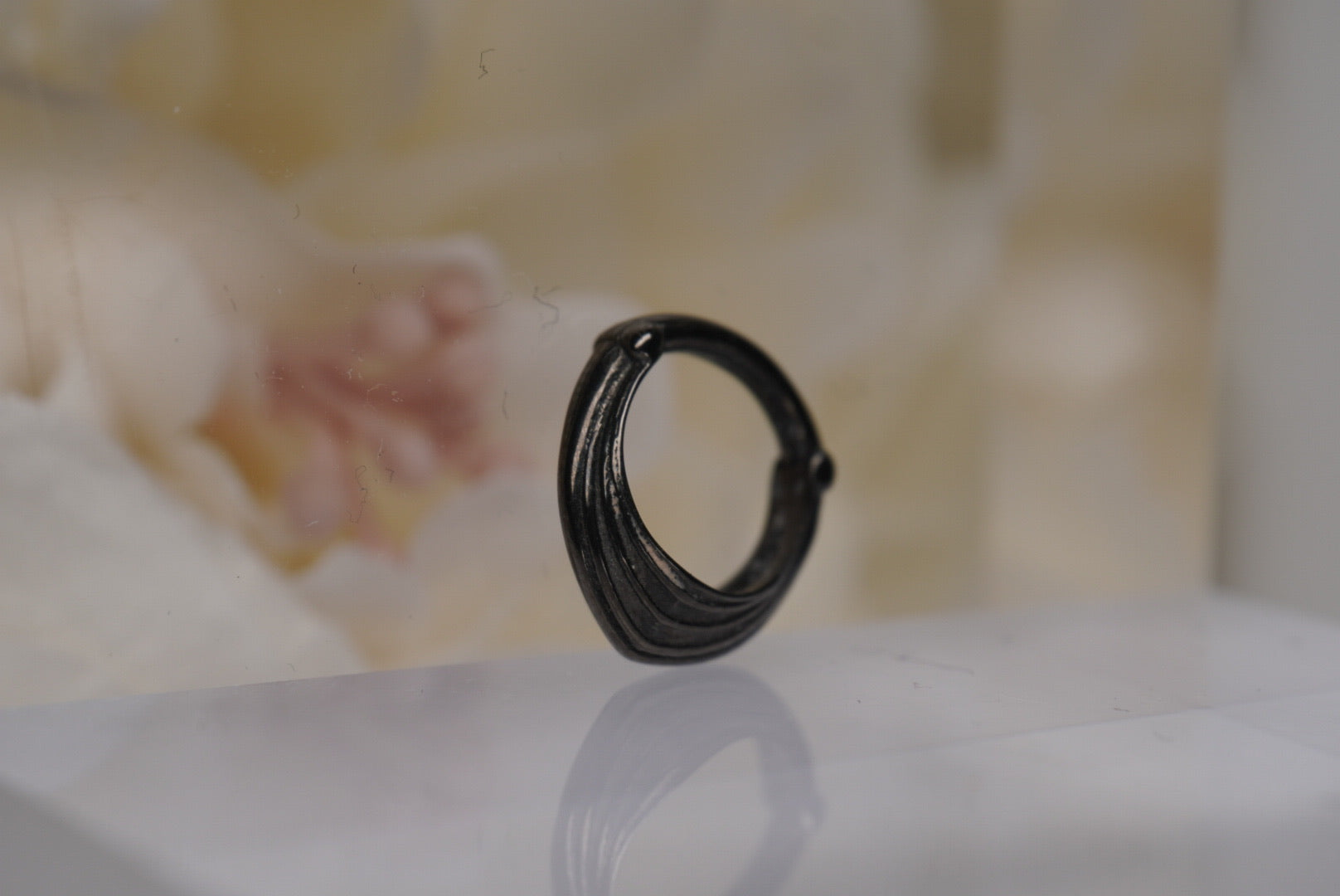 Drake Cuff Clicker in 14g