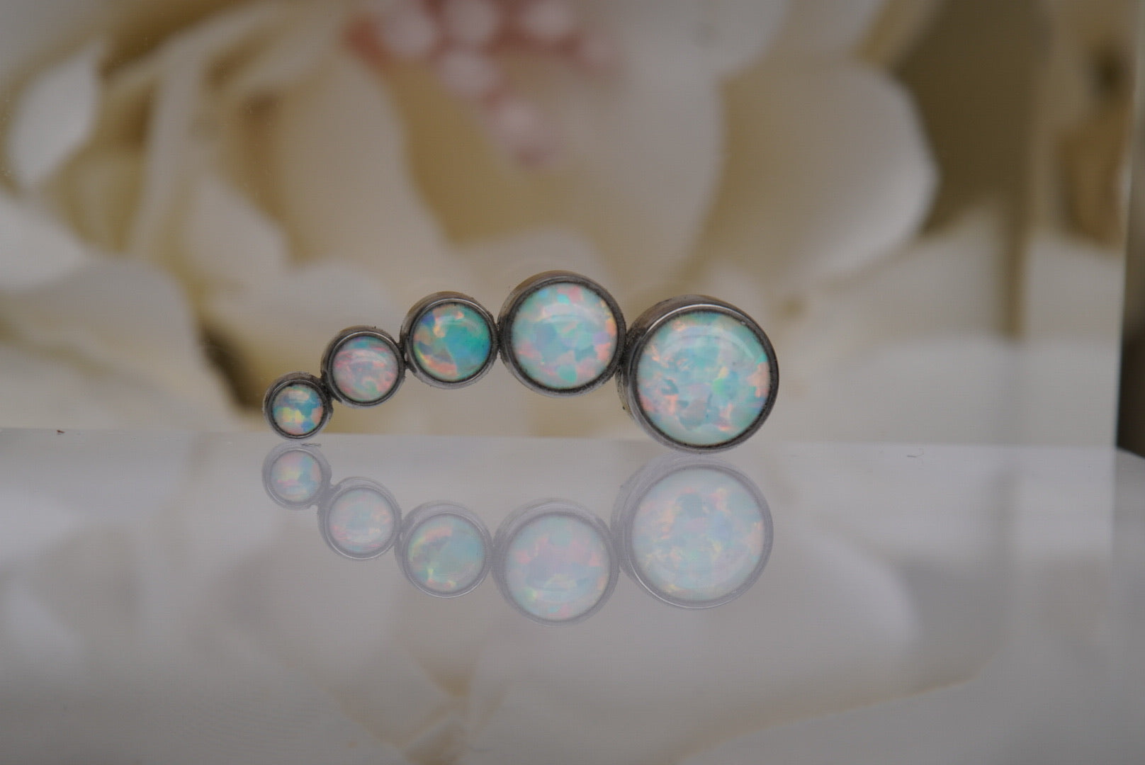 Bezel Prium-Large (White Opals)