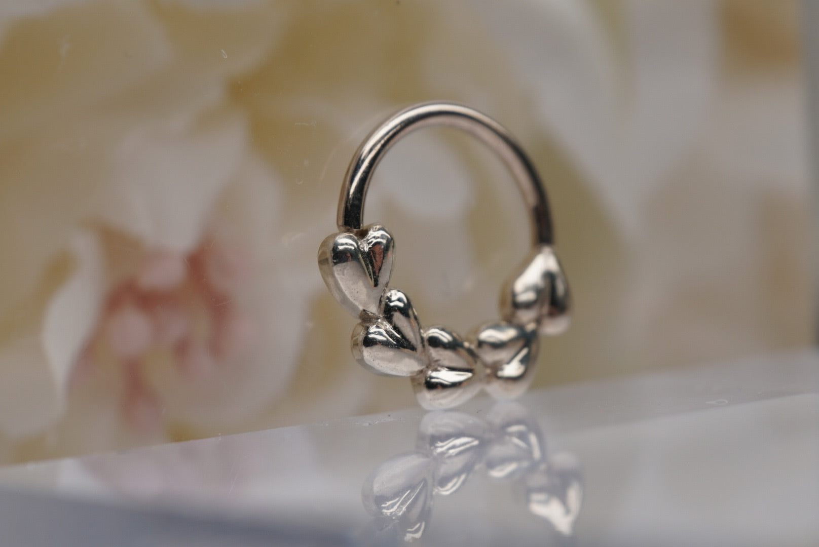Puffy Heart Seamless ring