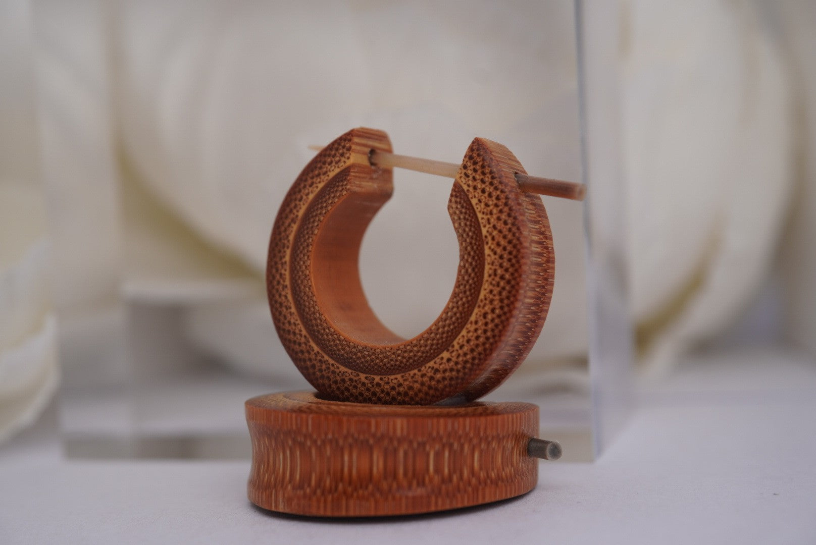 16g Two Tone Textured Wood Hoops