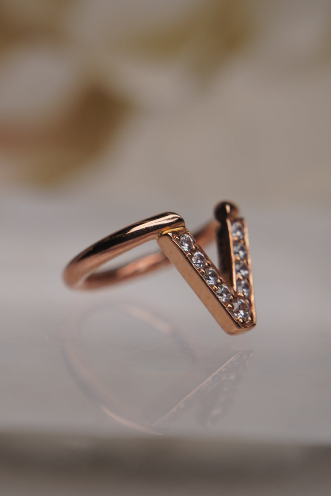 Jennelle V-Ring Clicker- GENUINE DIAMONDS
