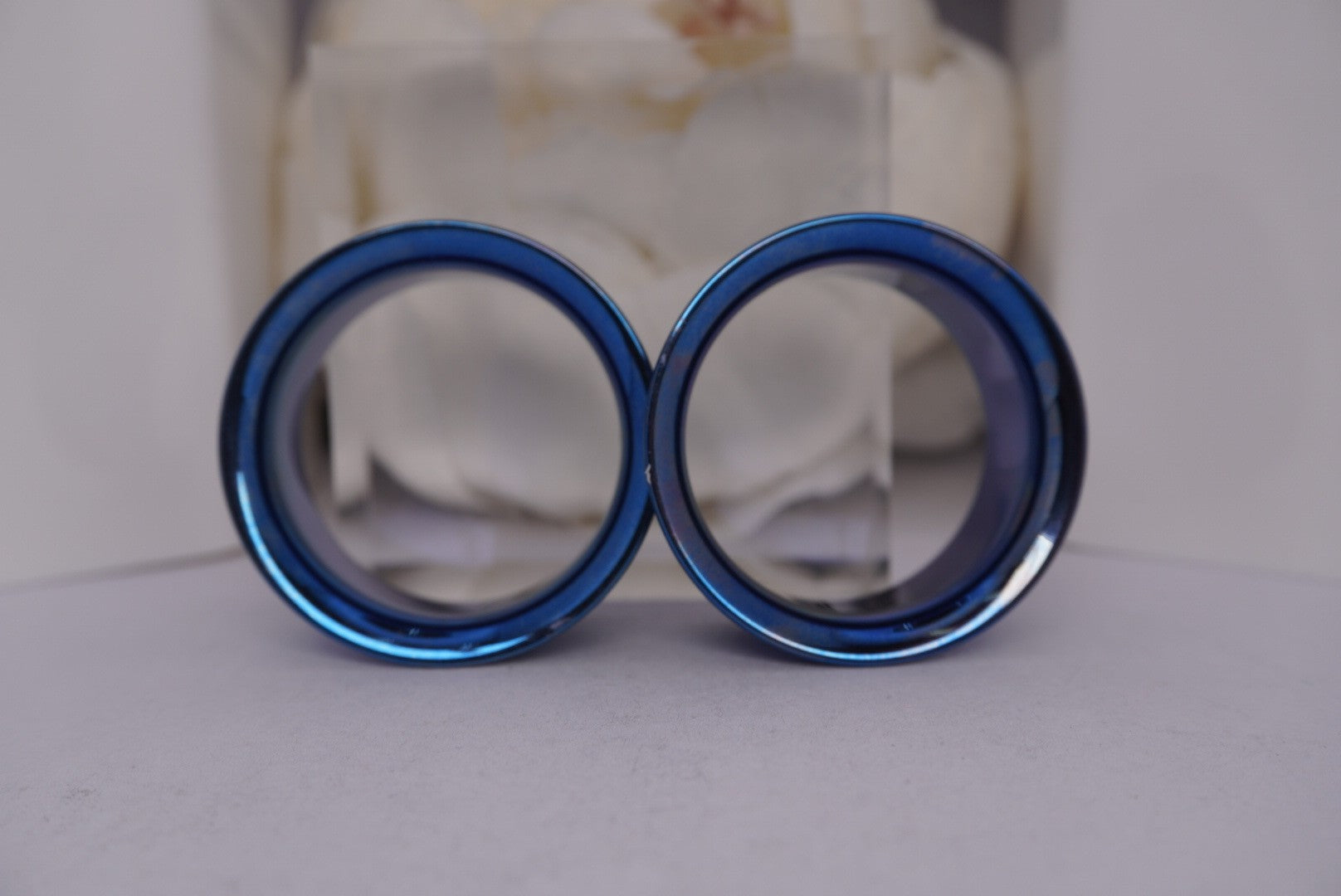 1 1/4" Single Flair Eyelets in Titanium