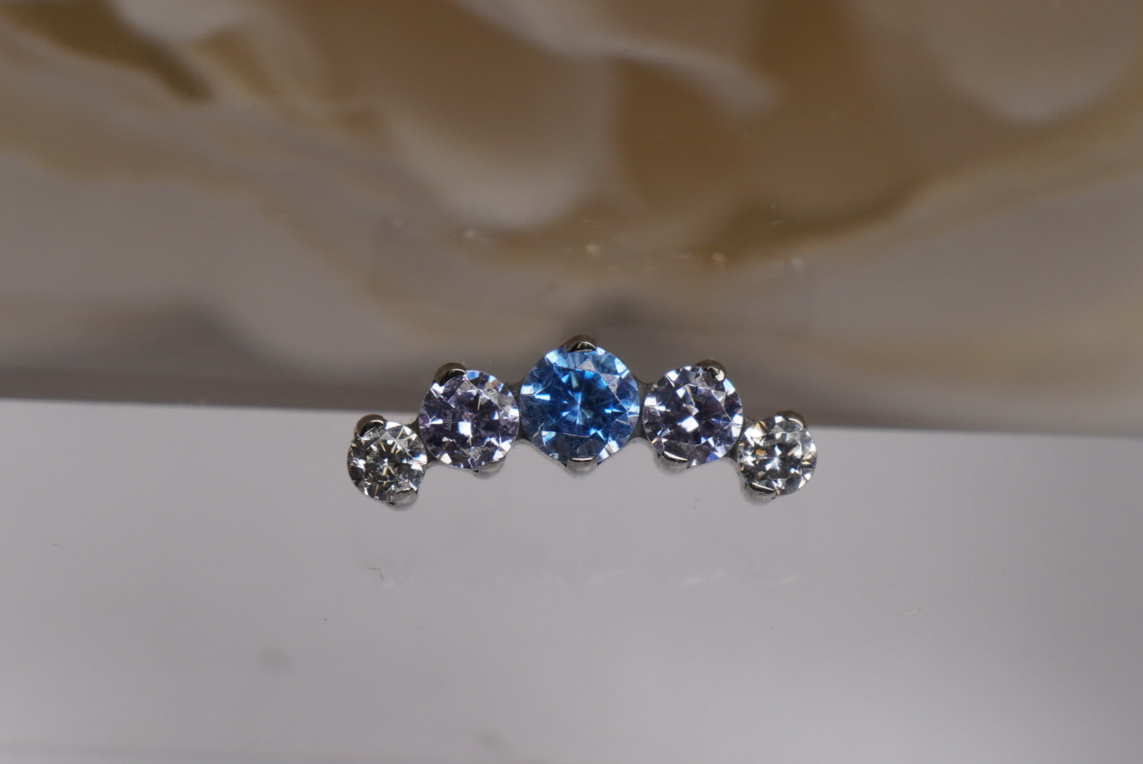 Arctic Blue/White & Lavender Crystal Prium- 12/14g