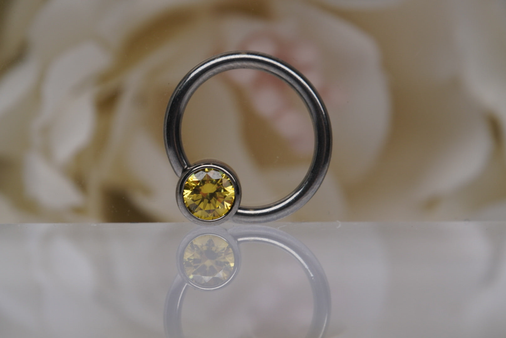 Captive Bead with Yellow Crystal