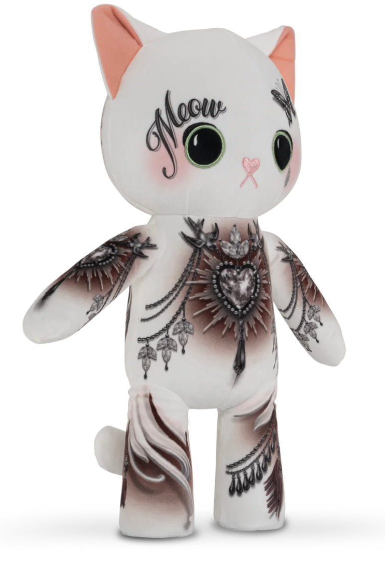 Mini Omnia the Clairvoyant Kitty