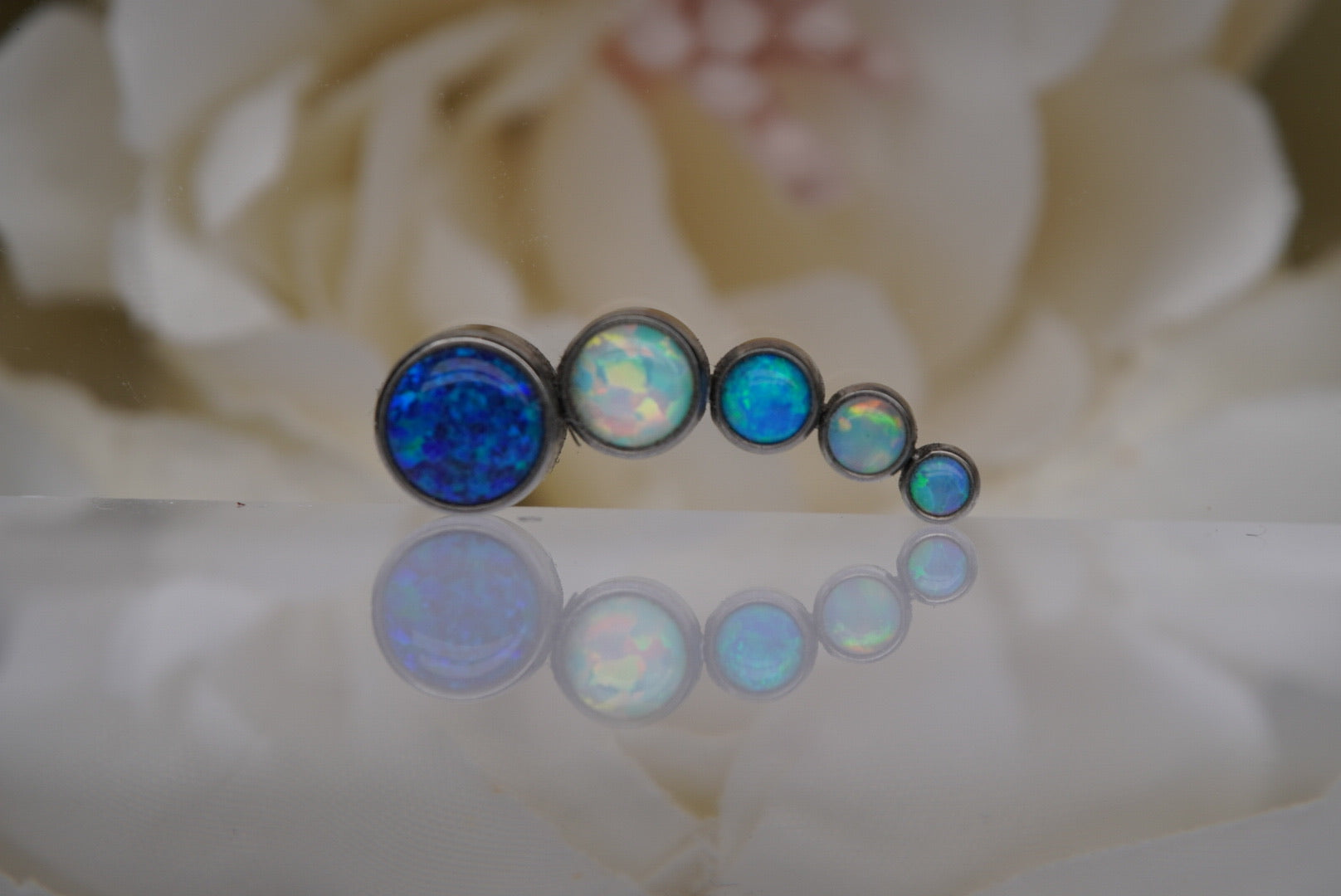 Bezel Prium-Large (Blue & White Opals)