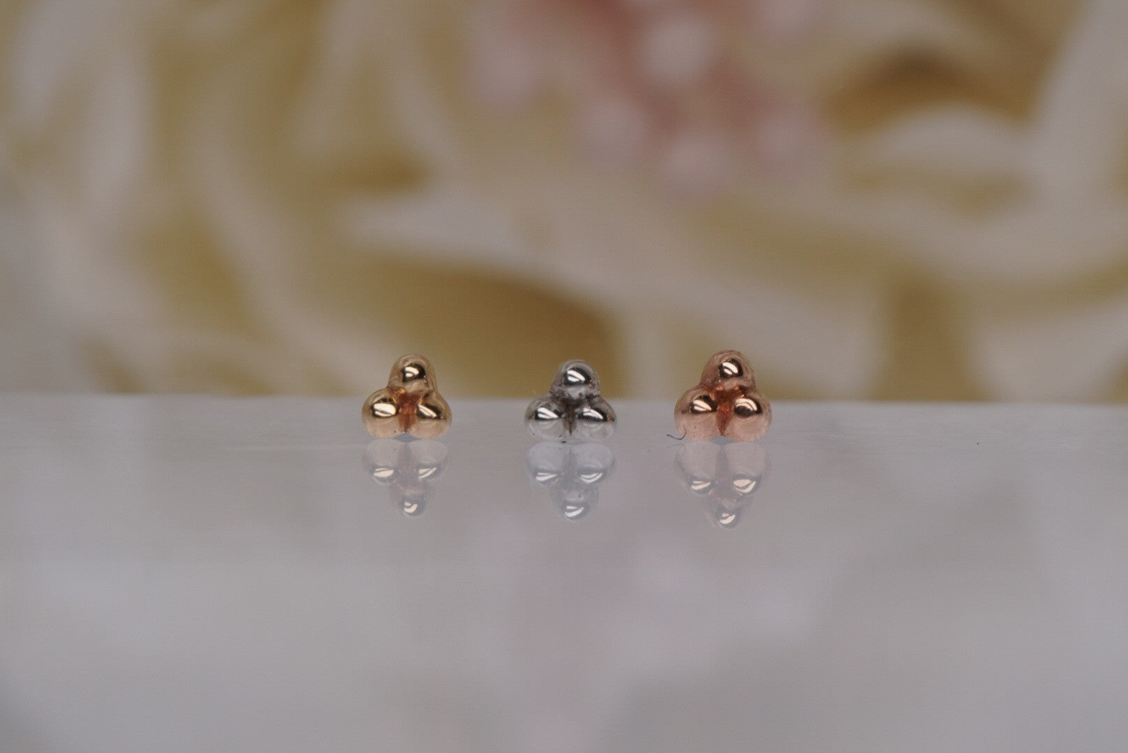 Tri Bead Cluster- SMALL in Gold- 16g
