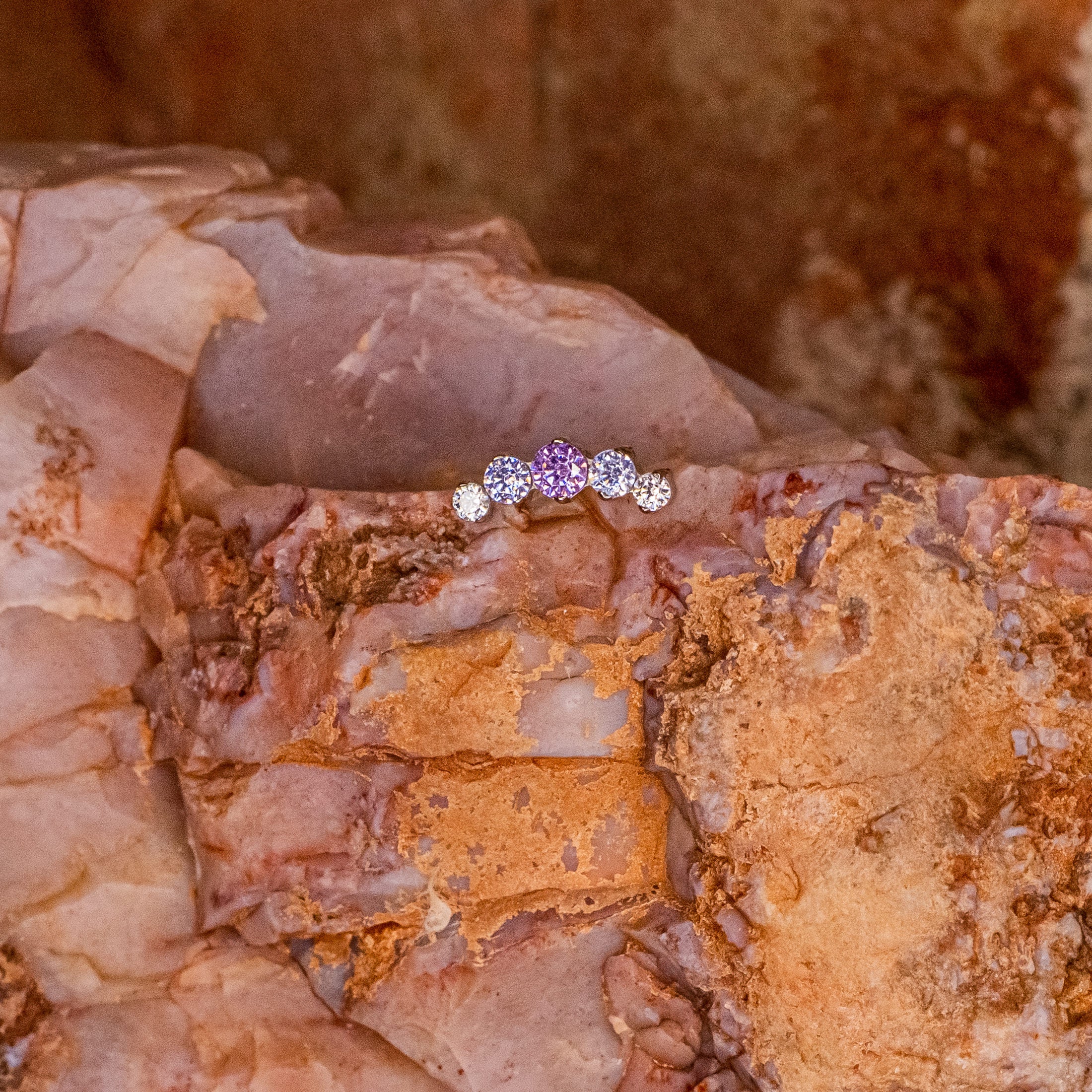 Purple, Lavender & White Crystal Prium- 16/18g
