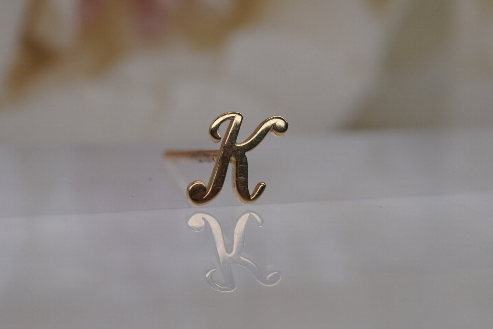 Letter "K" Nostril Screw in Yellow Gold