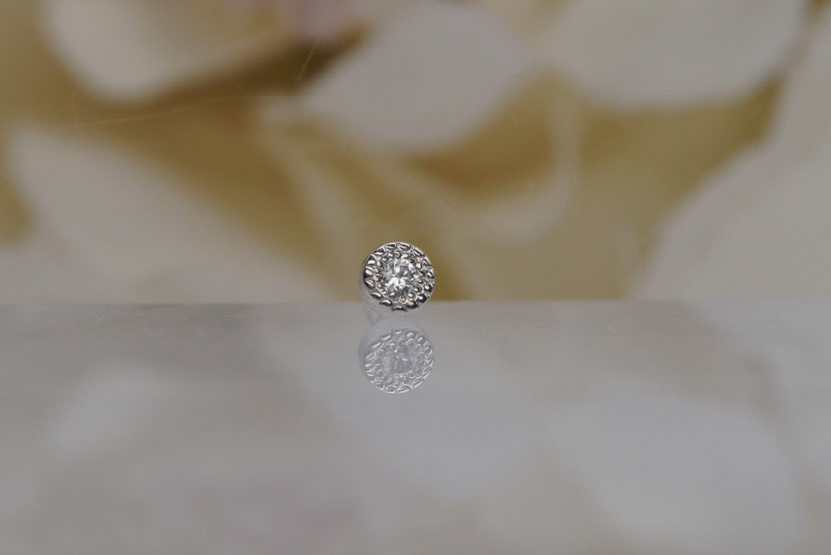 Single Gem Pave Circle 2.5mm