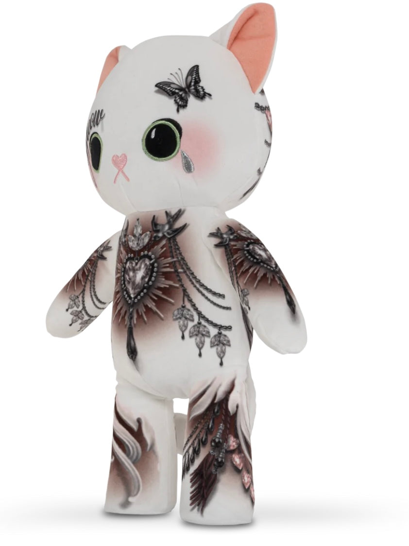 Mini Omnia the Clairvoyant Kitty