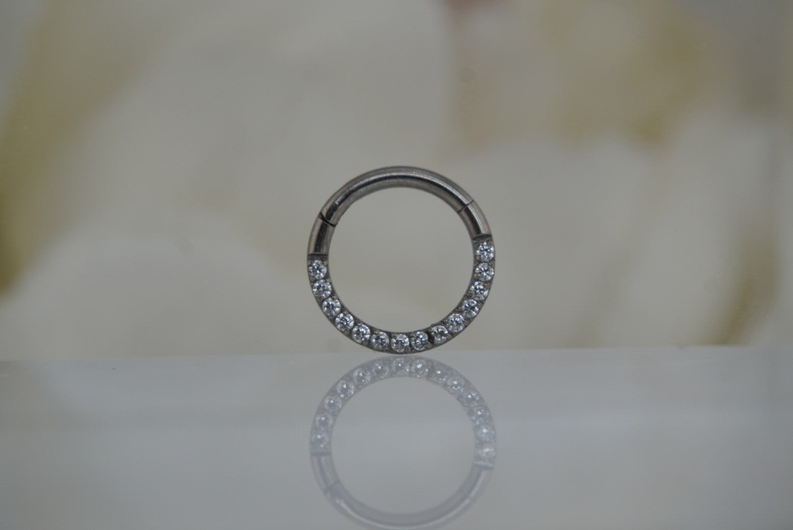 16g Forward Facing Crystal Titanium Clicker