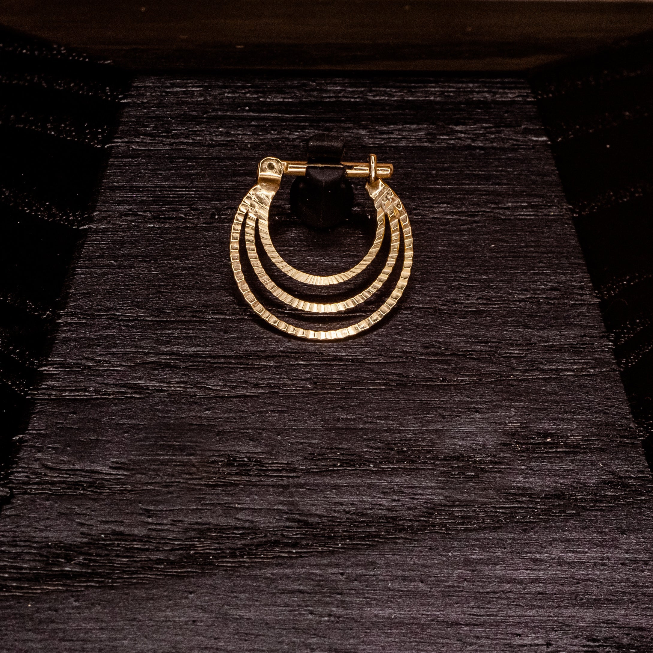 Brilliant Soul Clicker in Yellow Gold