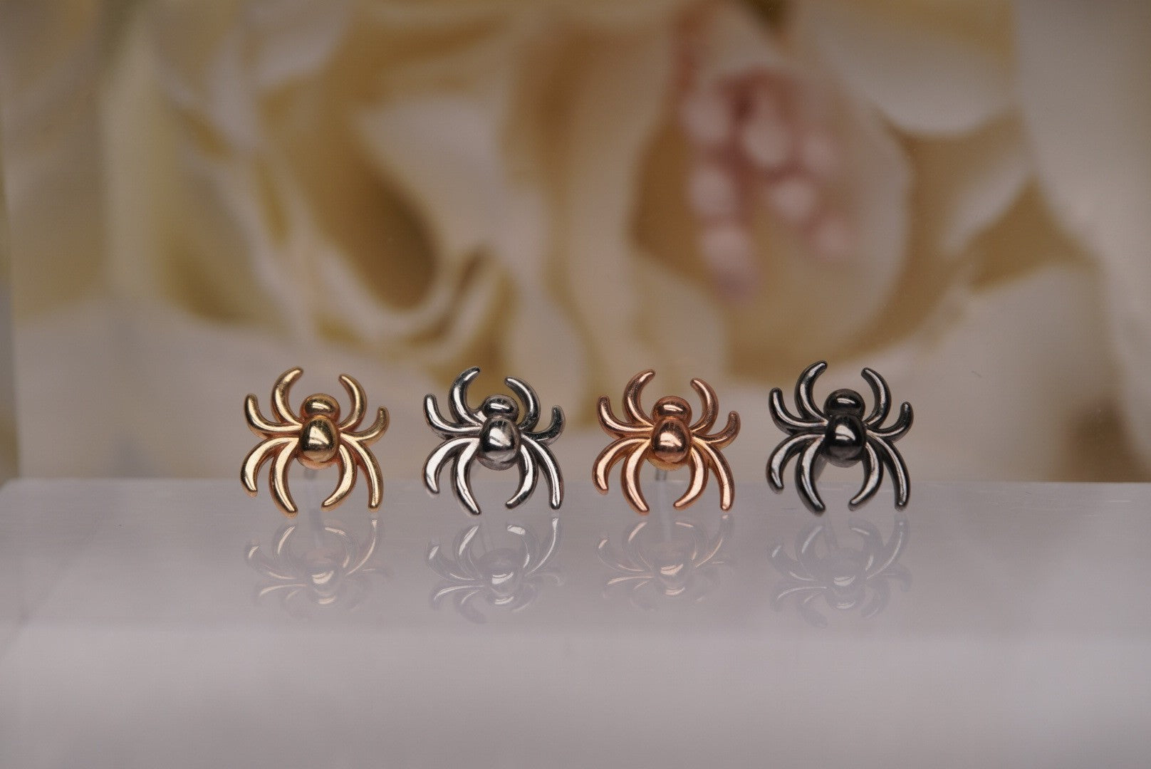 Spider in Gold