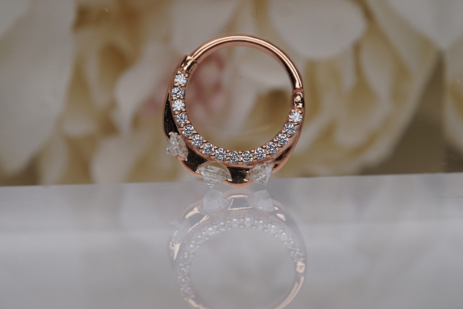 Gayana Clicker in Rose Gold
