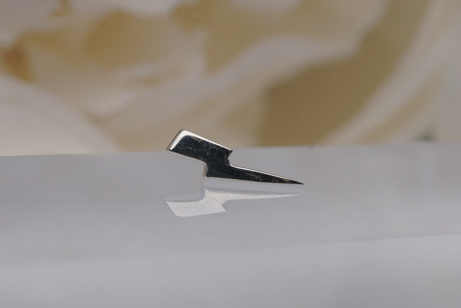 Lightning Bolt-6mm
