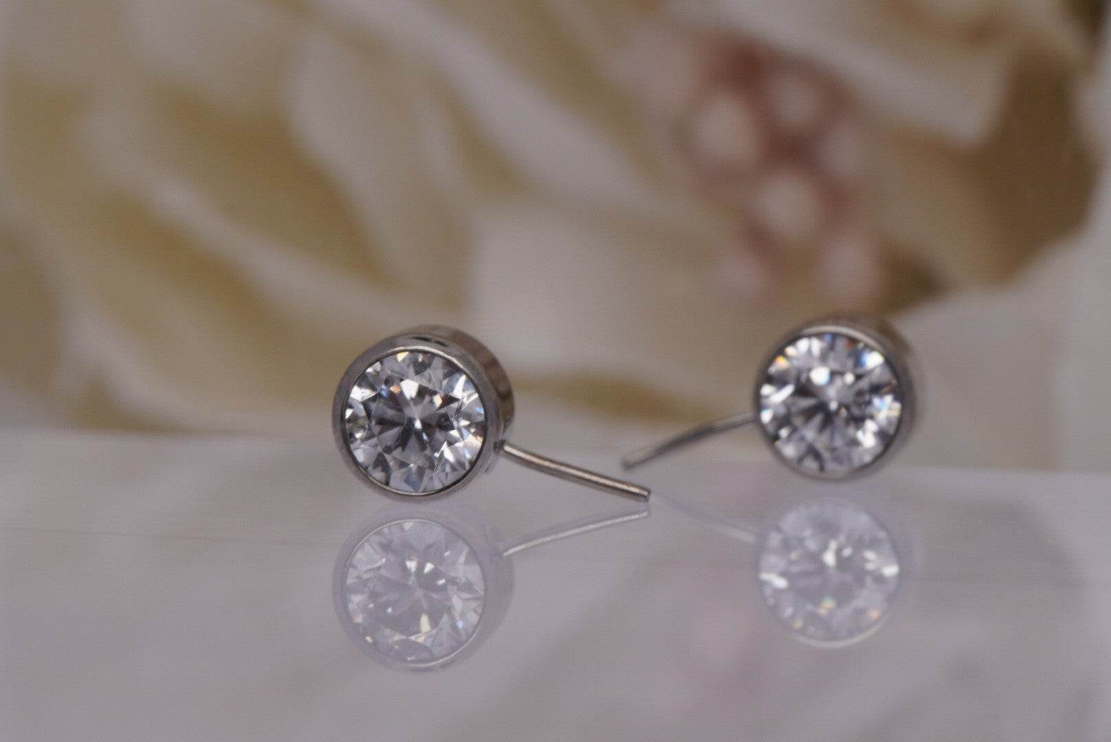 Side Facing White Crystal Bezel