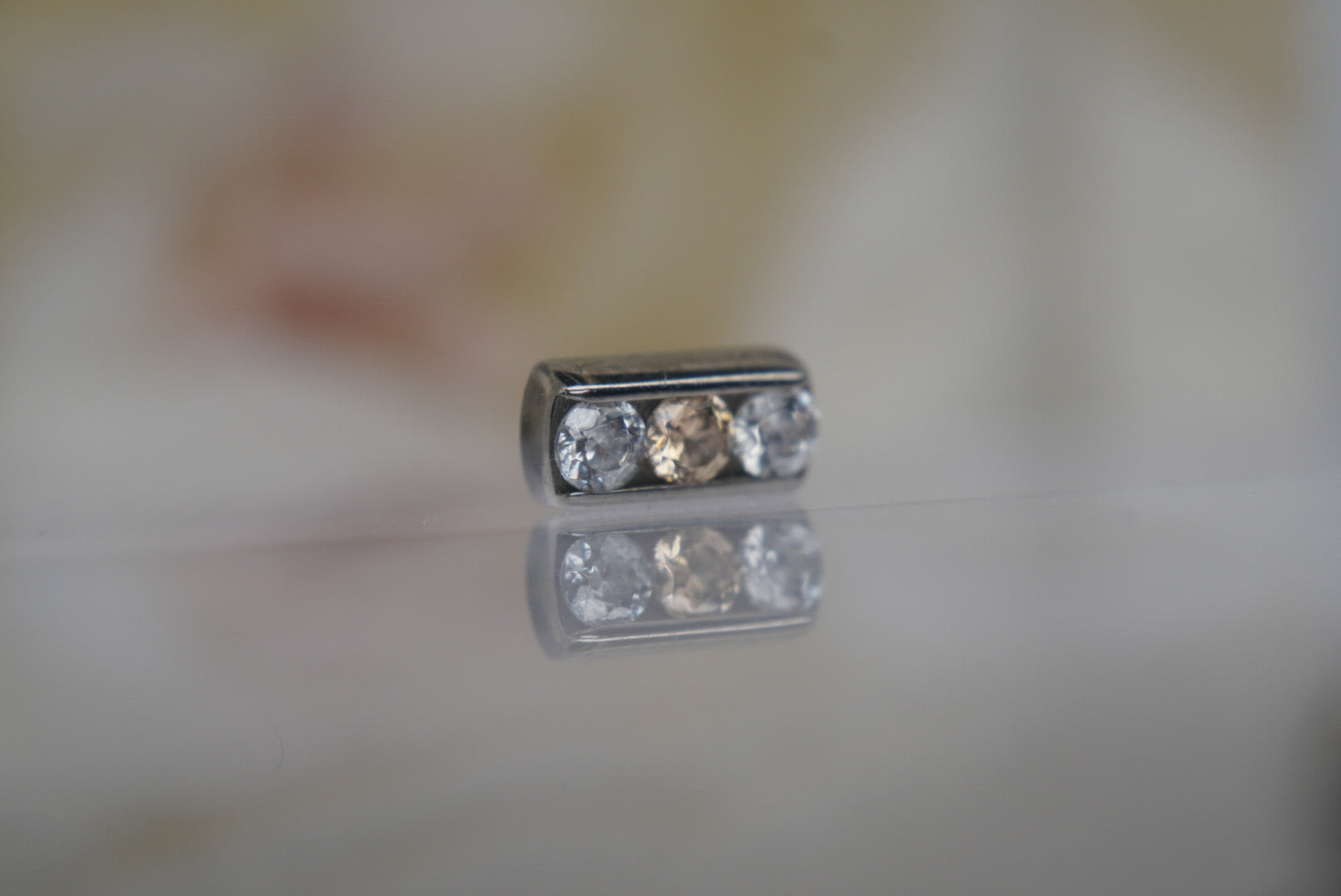 3-Gem Channel (Champagne & White)