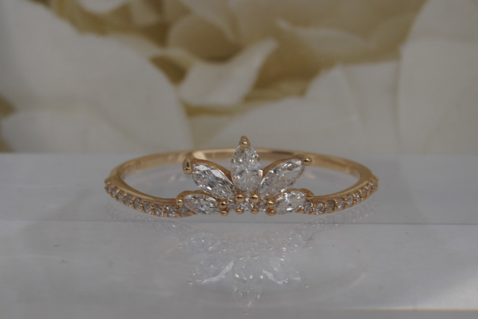 Valentina Finger Ring with WHITE SAPPHIRES in Yellow Gold