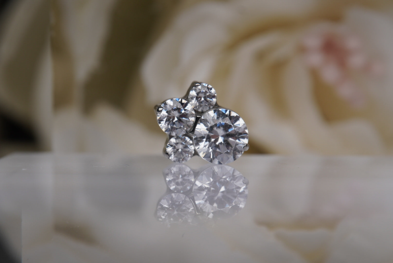 Caeli- Large (White)-12/14g