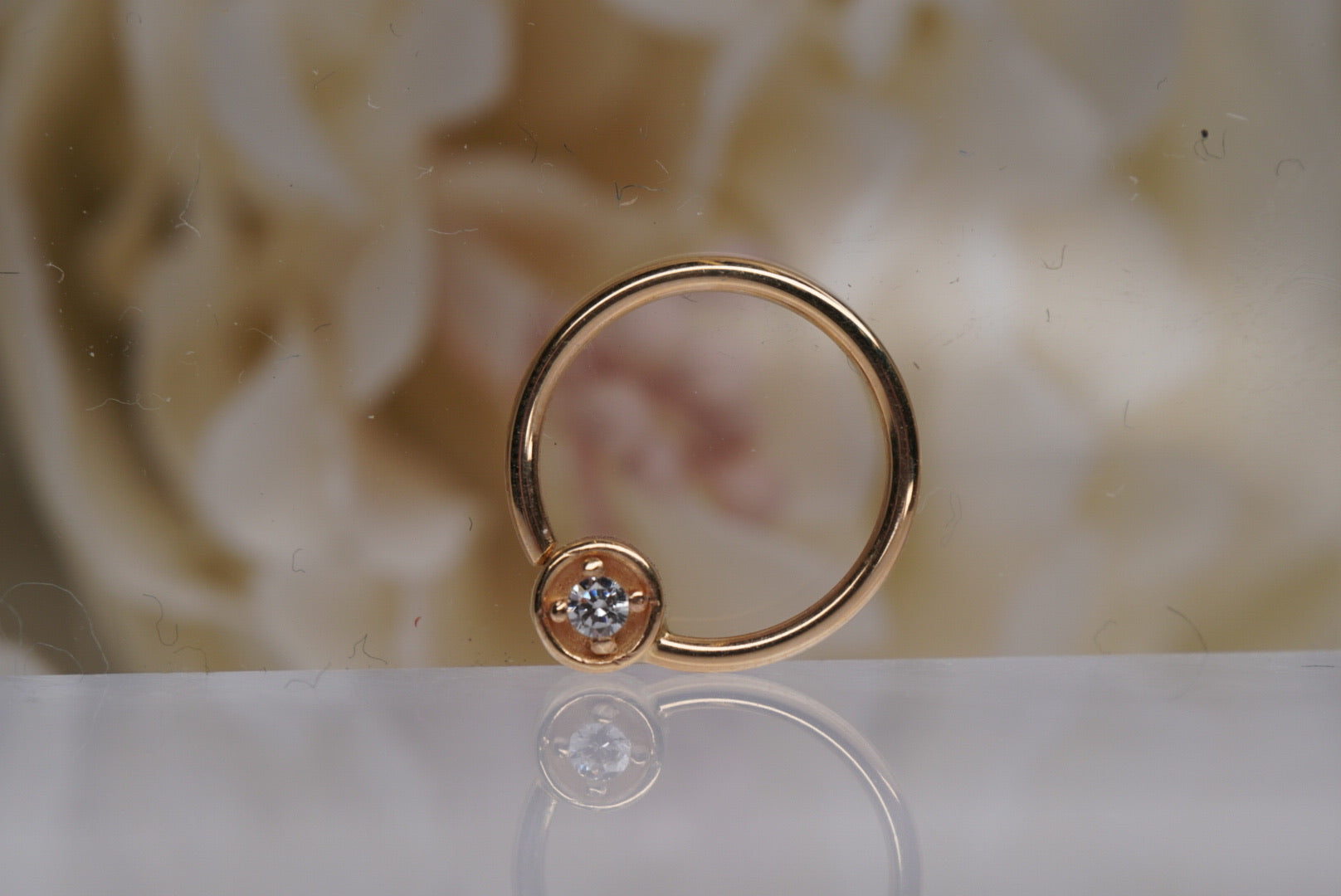 Star Set Forward Facing Deco Ring