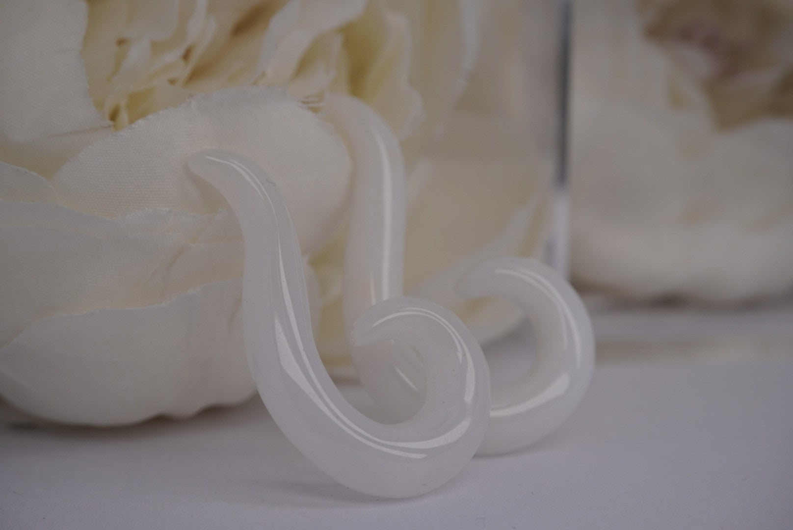 White Glass Spirals- 0g