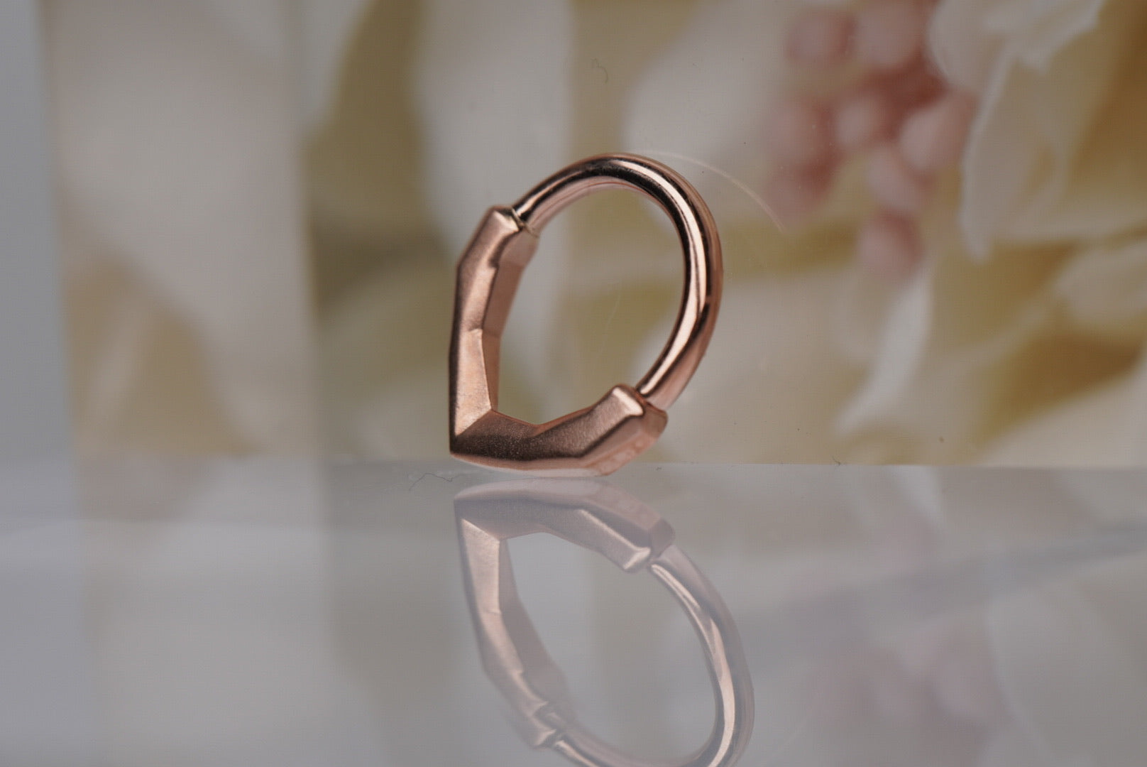 Petite Archive Seam Ring