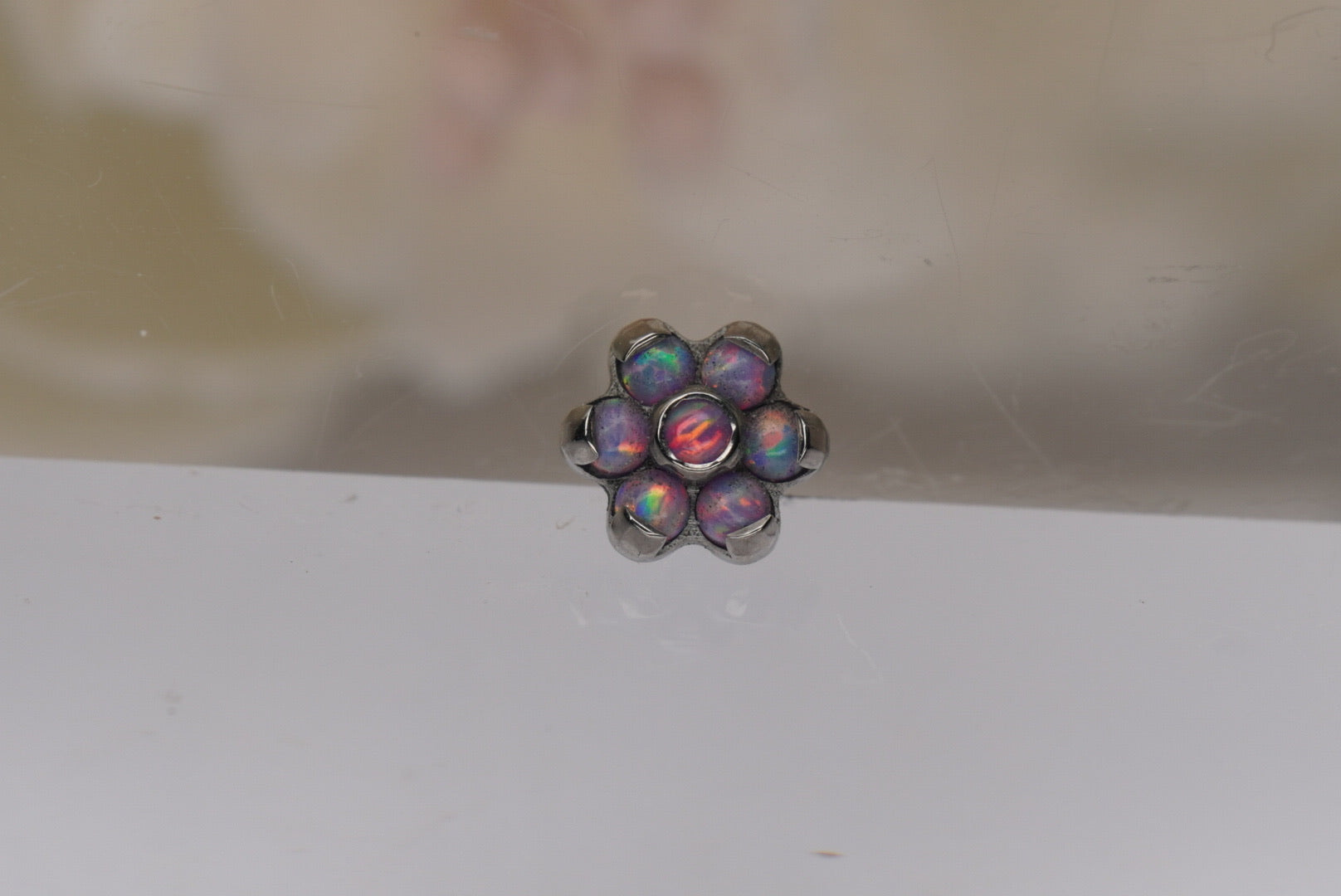 6-Petal Flower 5mm (Lavender Opal)- 14g