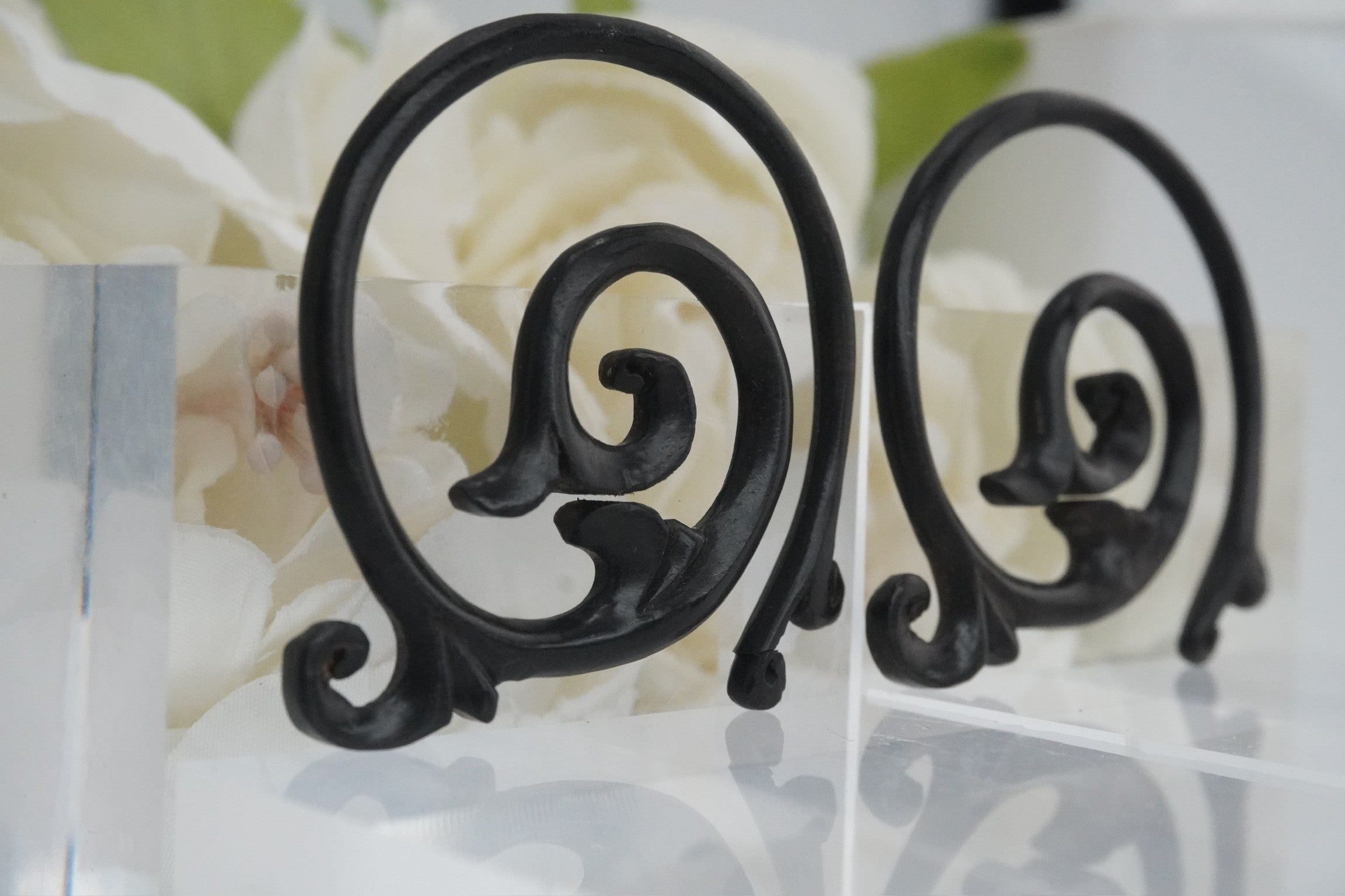 Black Filigree Spiral Hangers - 8g
