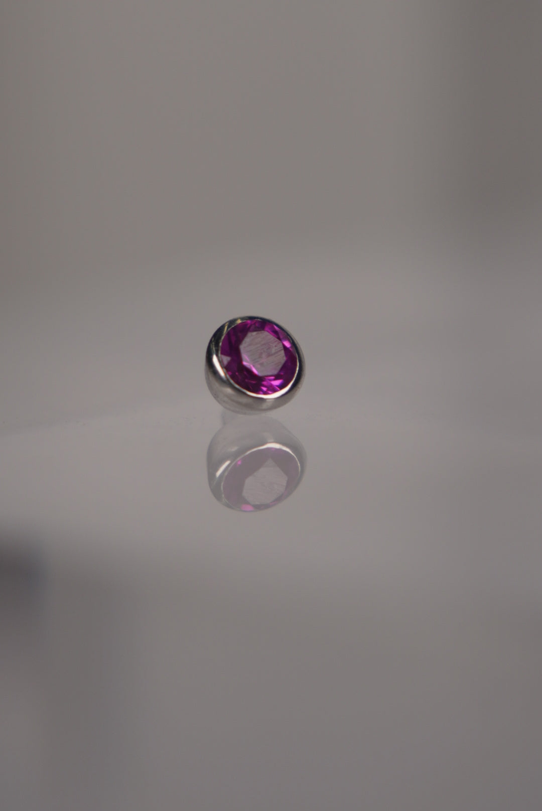 Hot Pink Crystal in Gold- 2mm