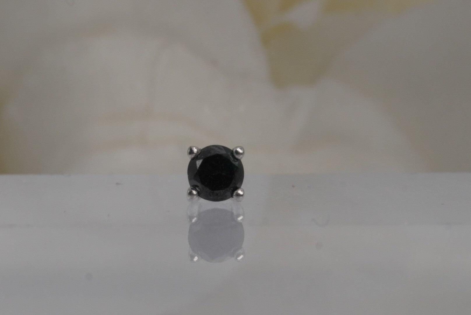 Prong with Black GENUINE DIAMONDS