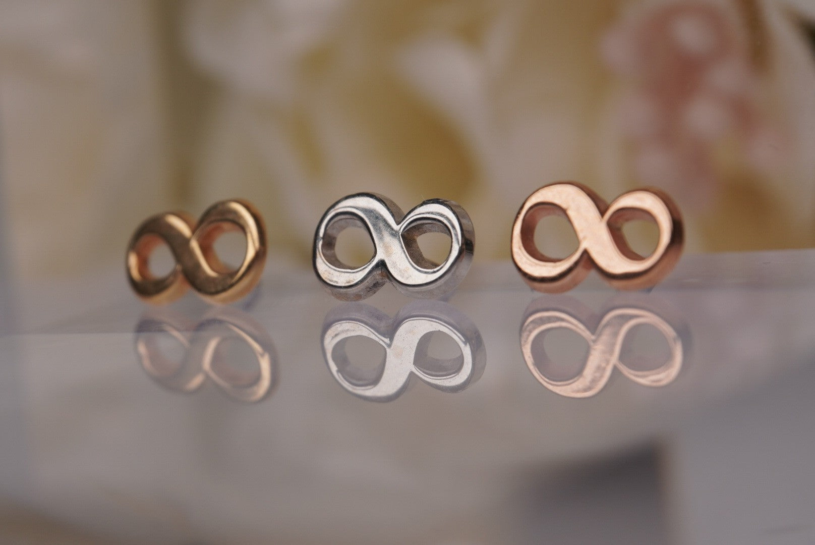 Infinity in Gold
